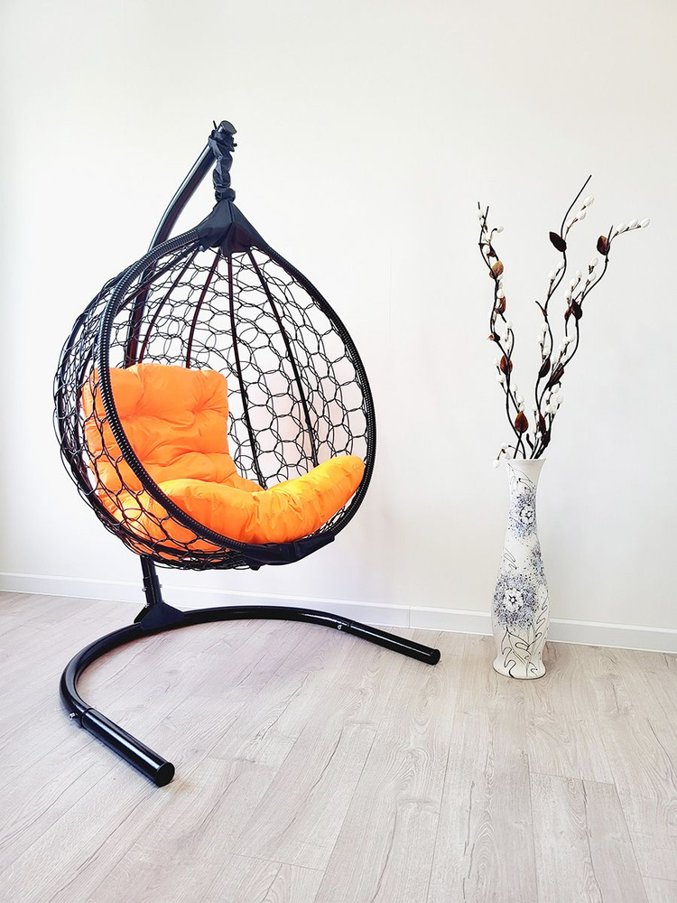 Подвесное кресло для дома и сада 100х106х175 см, Like Ажур. Кресло черное, подушка трапеция оранжевая. #1