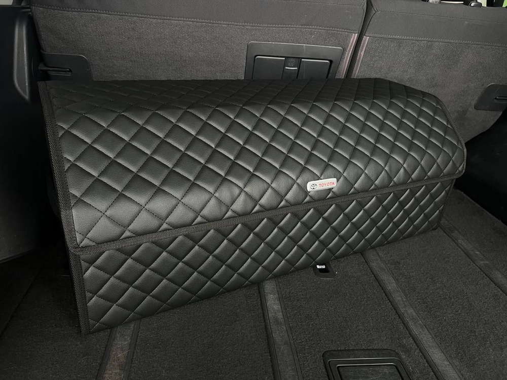 Органайзер в багажник Toyota / Тойота / Кофр 80х30х30, сумка, саквояж, ящик, черный с черной отстрочкой #1