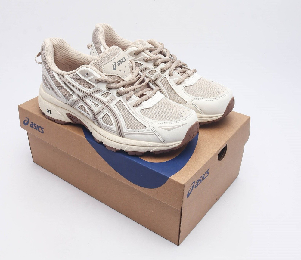 Кроссовки ASICS #1