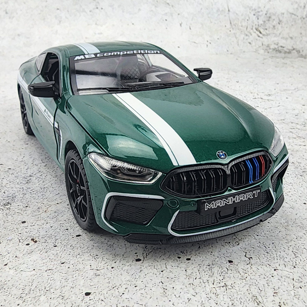 Машинка металлическая BMW M8 инерционная модель БМВ М8 1:24 цвет зеленый длина 20см, со светом и звуком #1