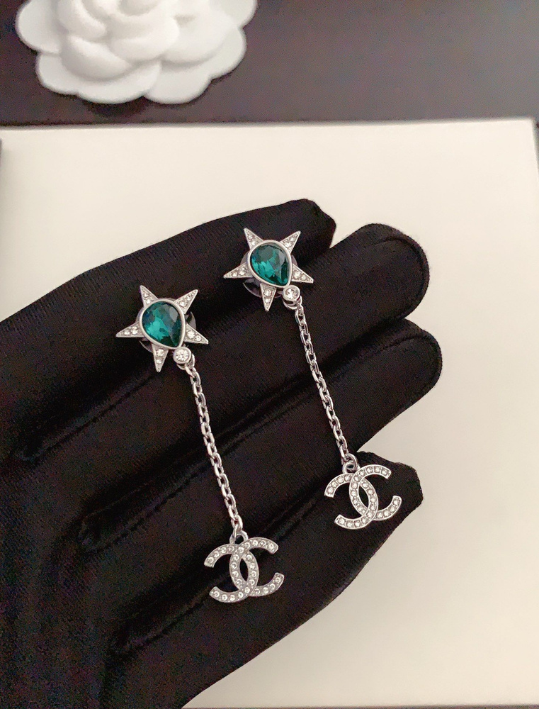 Chanel Серьги пусеты #1