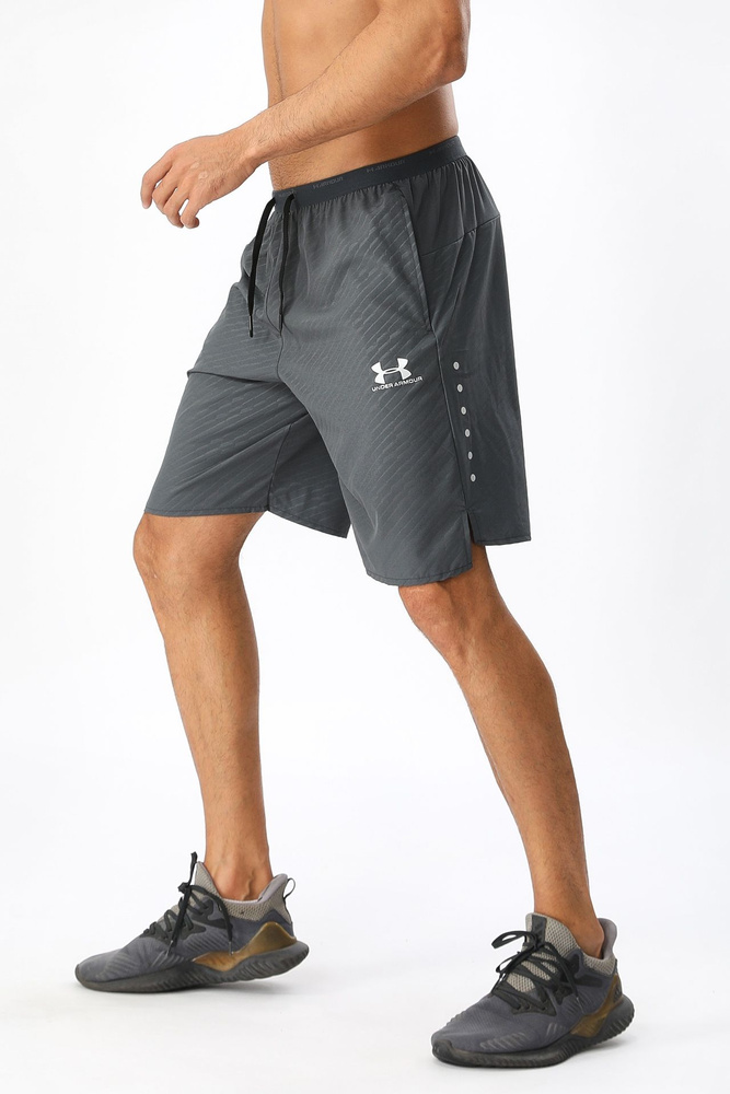 Шорты спортивные Under Armour #1