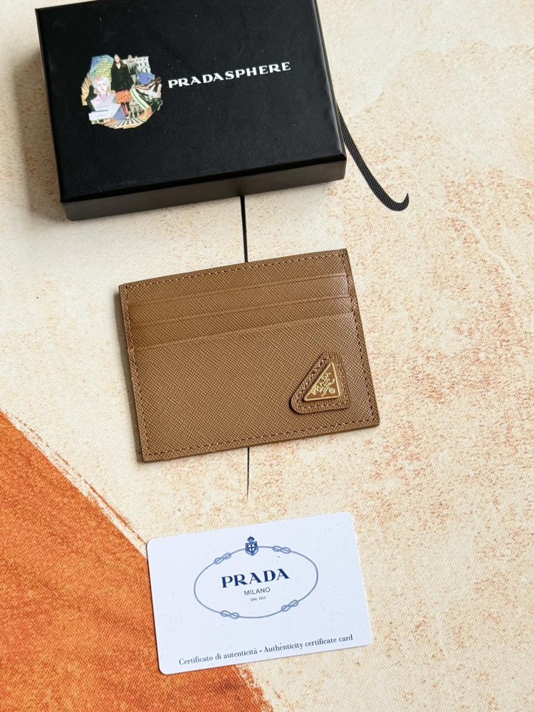 Prada Бумажник #1