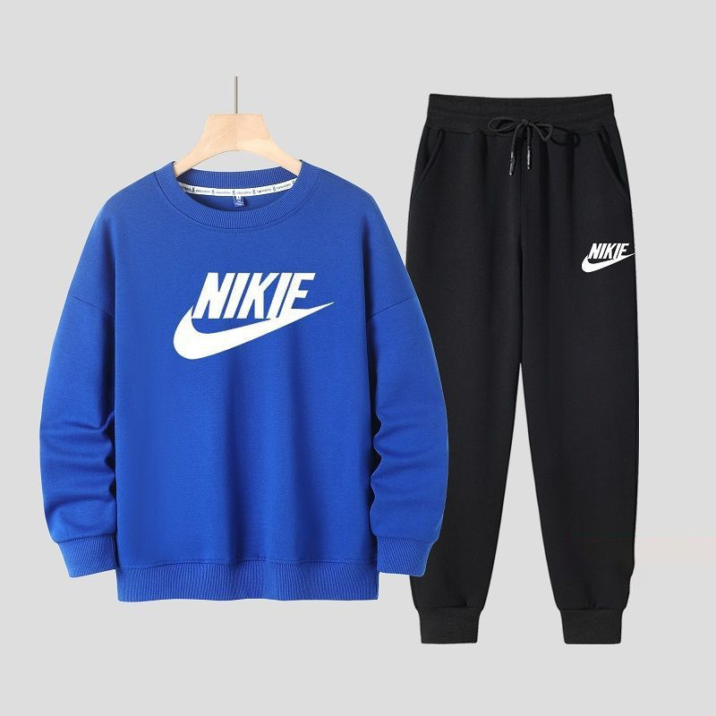 Костюм спортивный Nike #1