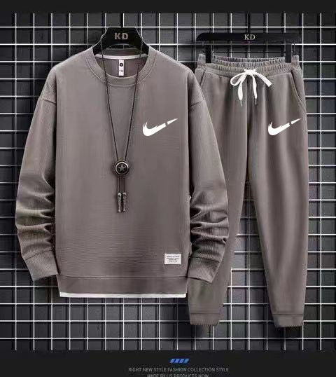 Костюм спортивный Nike #1