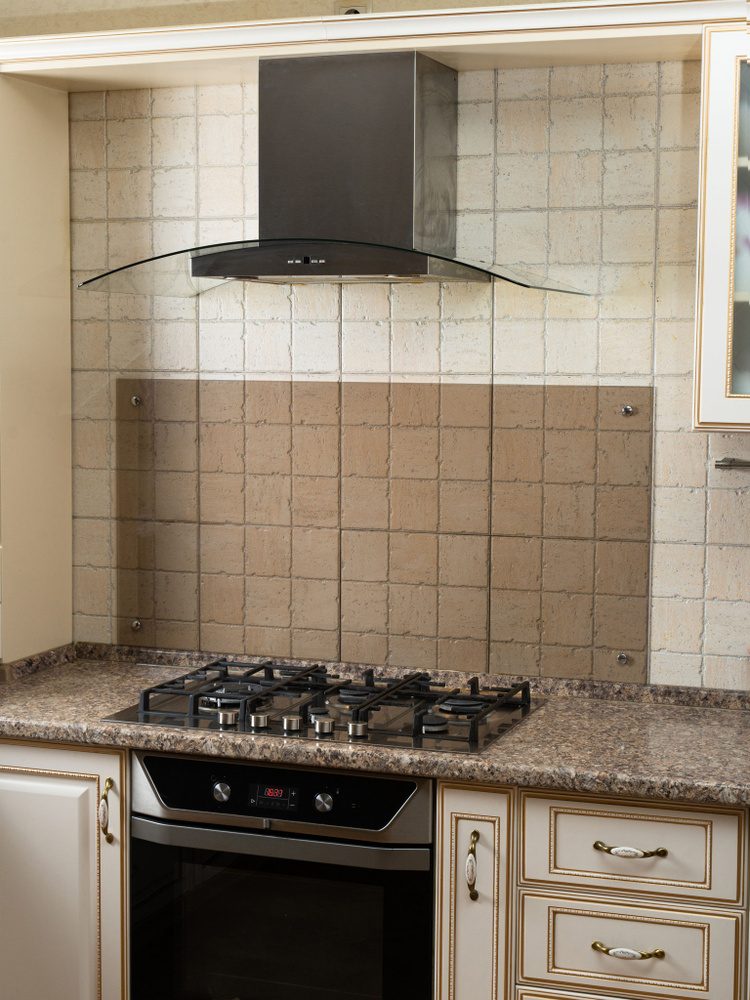 Защитный экран из закаленного стекла на кухонный фартук Normand, бронзовый, 500 х 1000 мм  #1