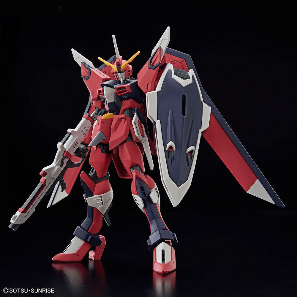 Фигурка сборная Bandai HGCE1/144 Immortal Justice Gundam #1