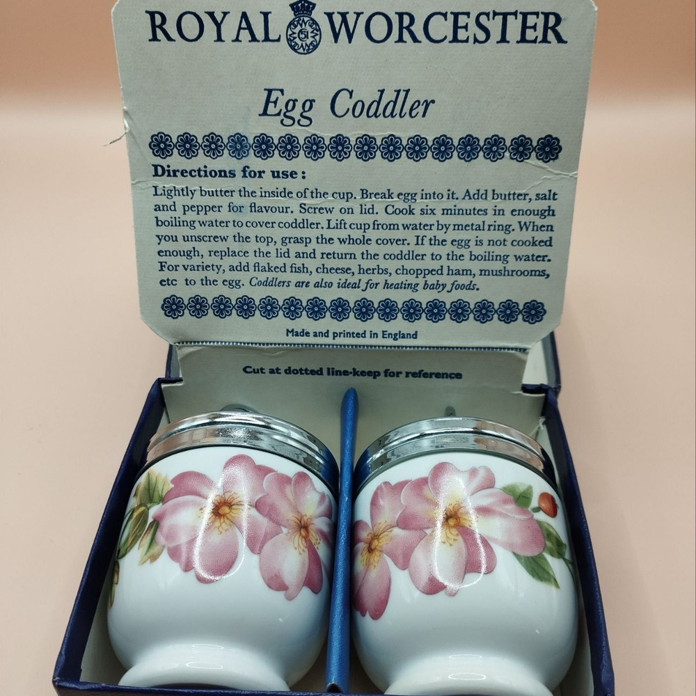 Набор из двух кодлеров для яиц Royal Worcester #1
