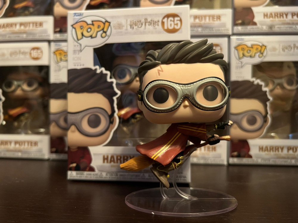 Фигурка Фанко Поп Гарри Поттер на метле из фильма Гарри Поттер (Funko Pop! Harry Potter: Harry Potter #1