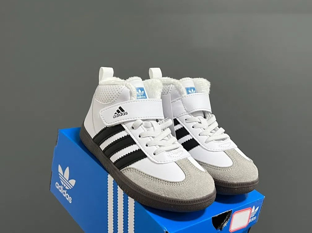 Ботинки adidas #1