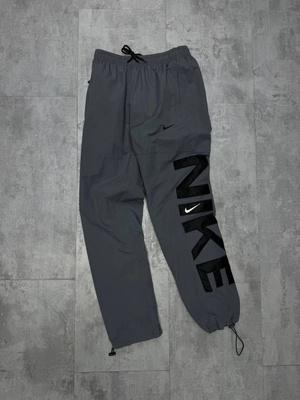 Nike snowboarding 218 deals