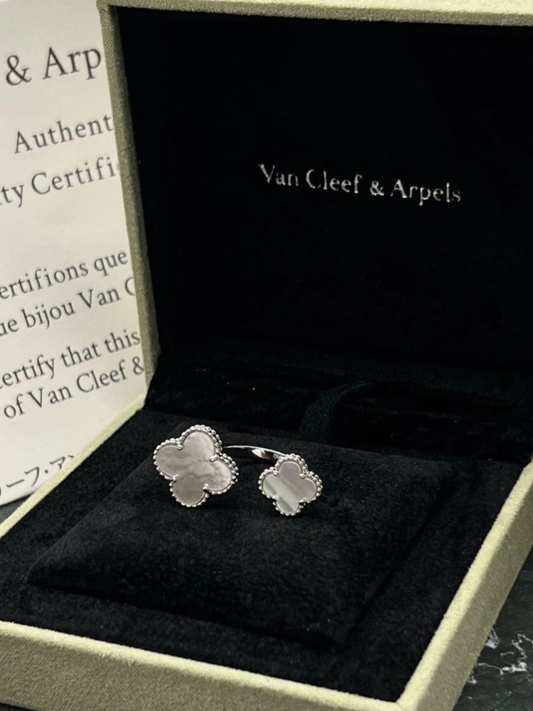 Van Cleef & Arpels Кольцо #1