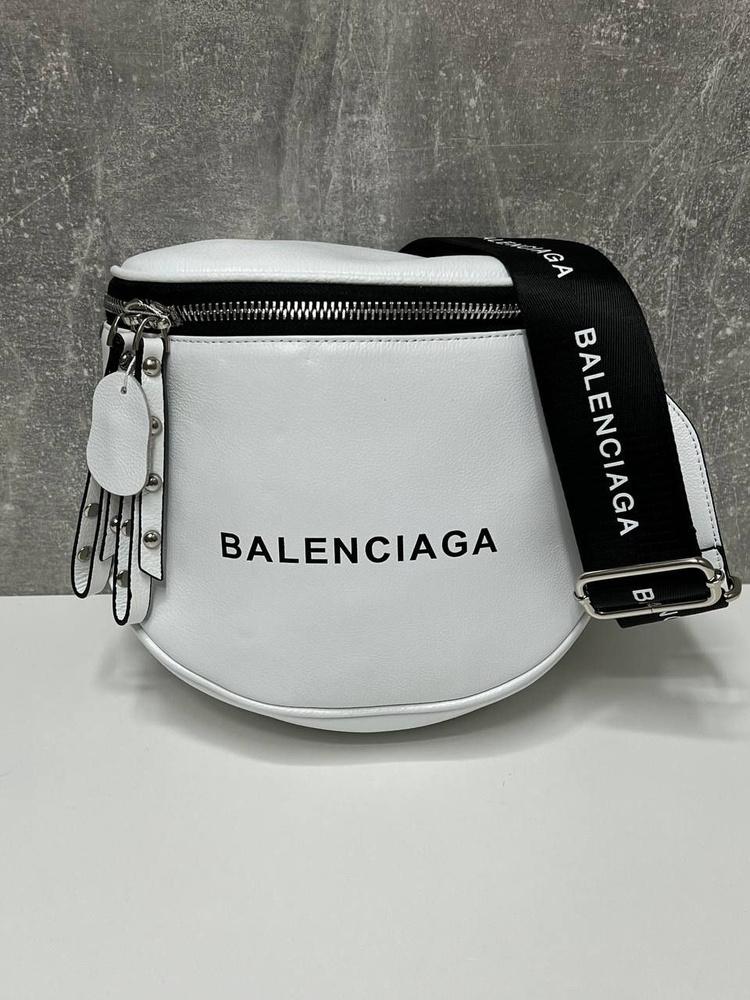 Balenciaga Сумка на плечо #1