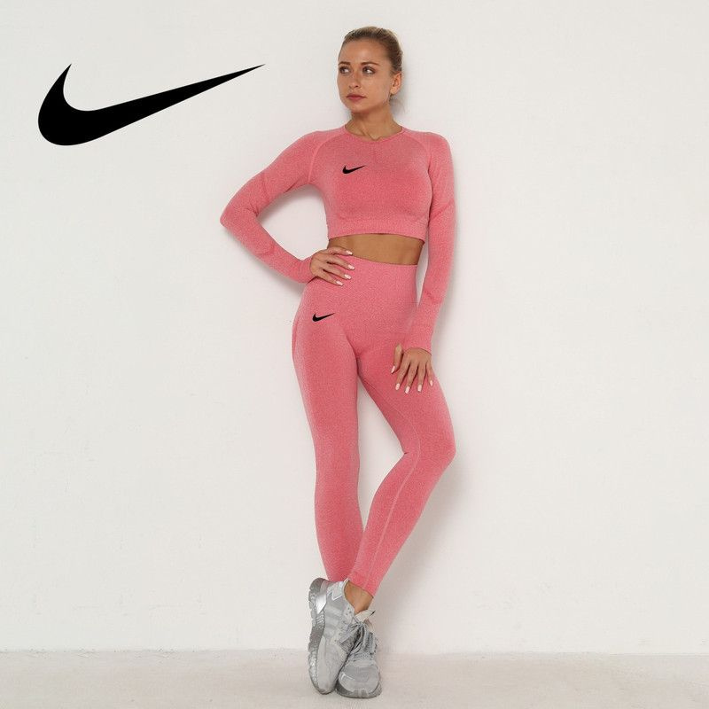 Костюм спортивный Nike #1