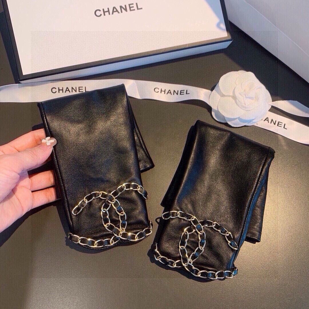 Перчатки Chanel #1