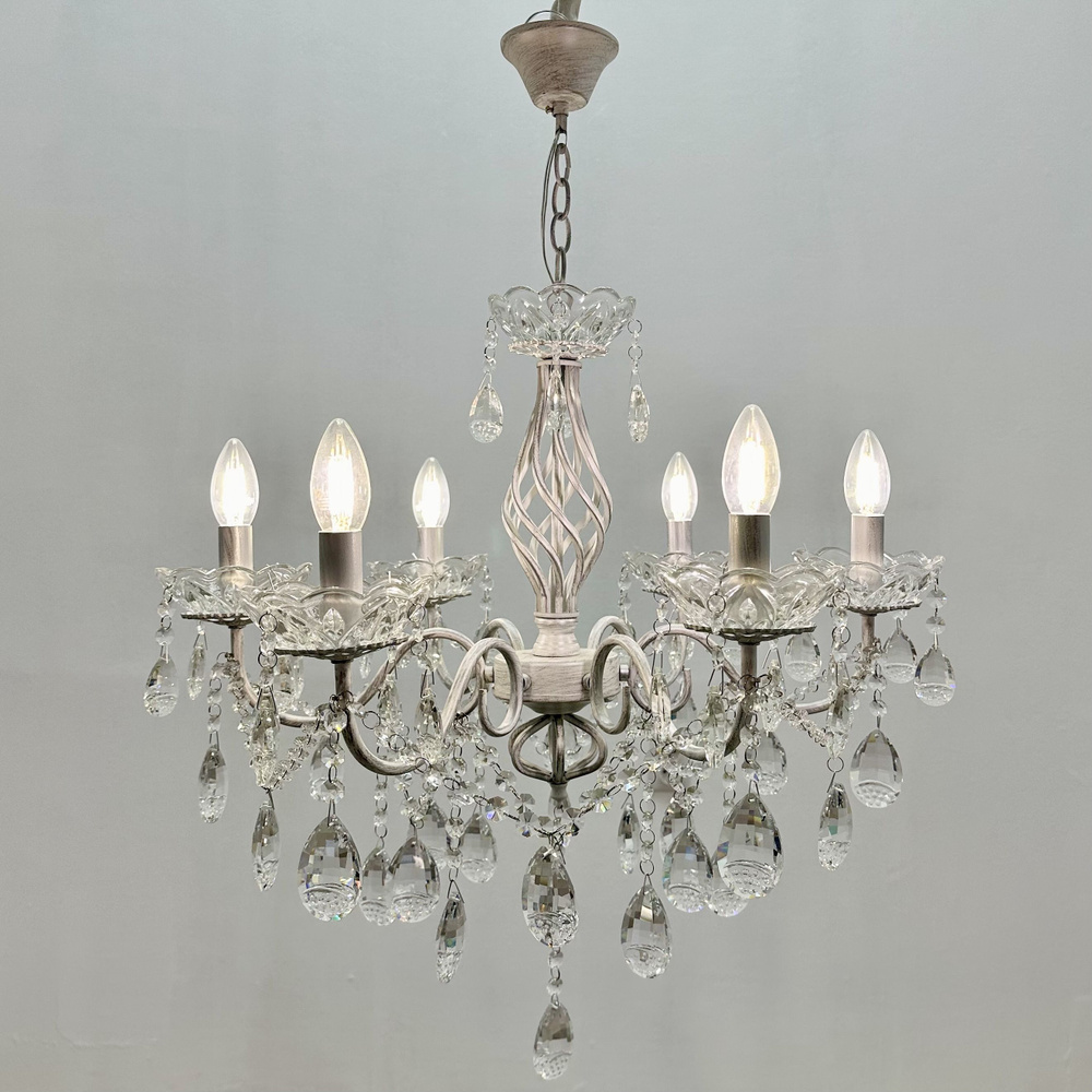 Люстра подвесная в классическом стиле с сменными лампочками (лампы в комплект не входят) белого цвета #1