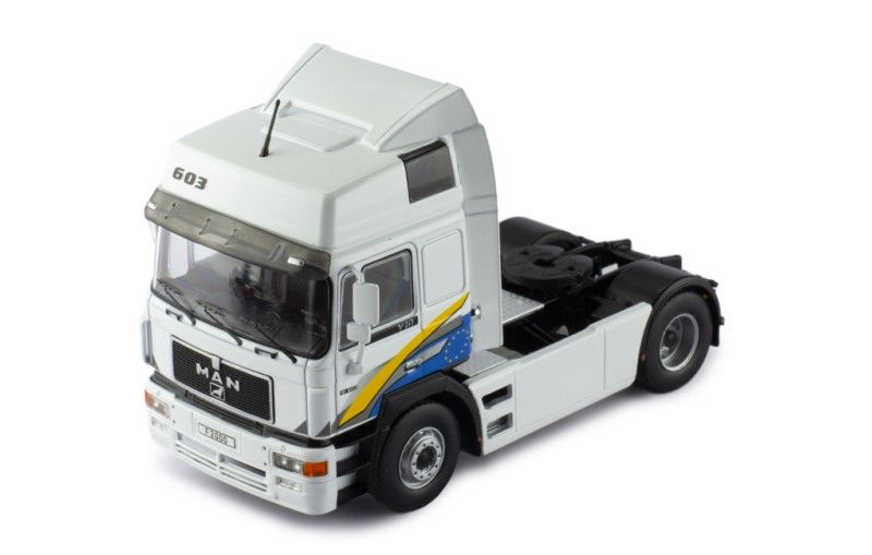 Модель автомобиля IXO - MAN F 2000 19.463 1994, White (Белый), TR174, 1:43 #1