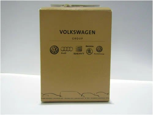 VAG (VW/Audi/Skoda/Seat) Фильтр масляный арт. 021115562A, 1 шт. #1