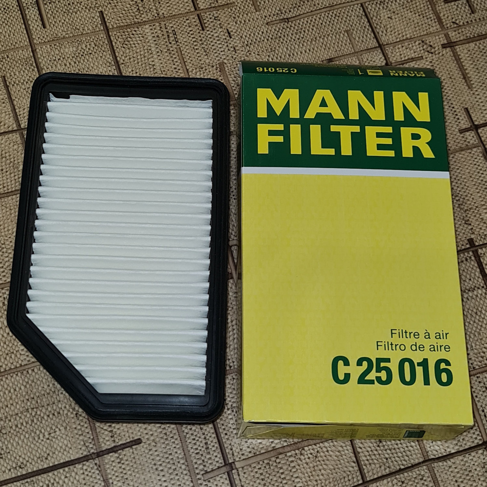 MANN FILTER Фильтр воздушный арт. C25016, 1 шт. #1