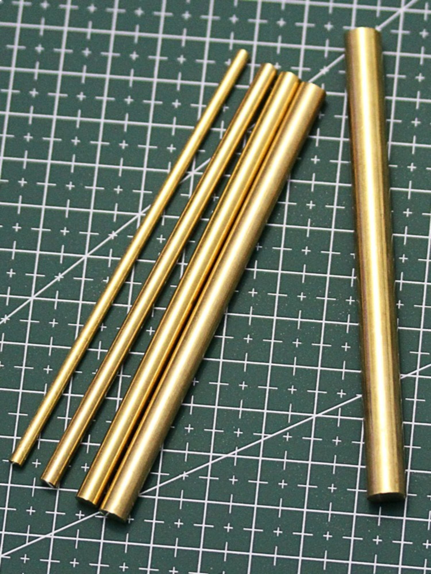 ЦельныйлатунныйстерженьH62длиной10см,материалзащелки,заклепка