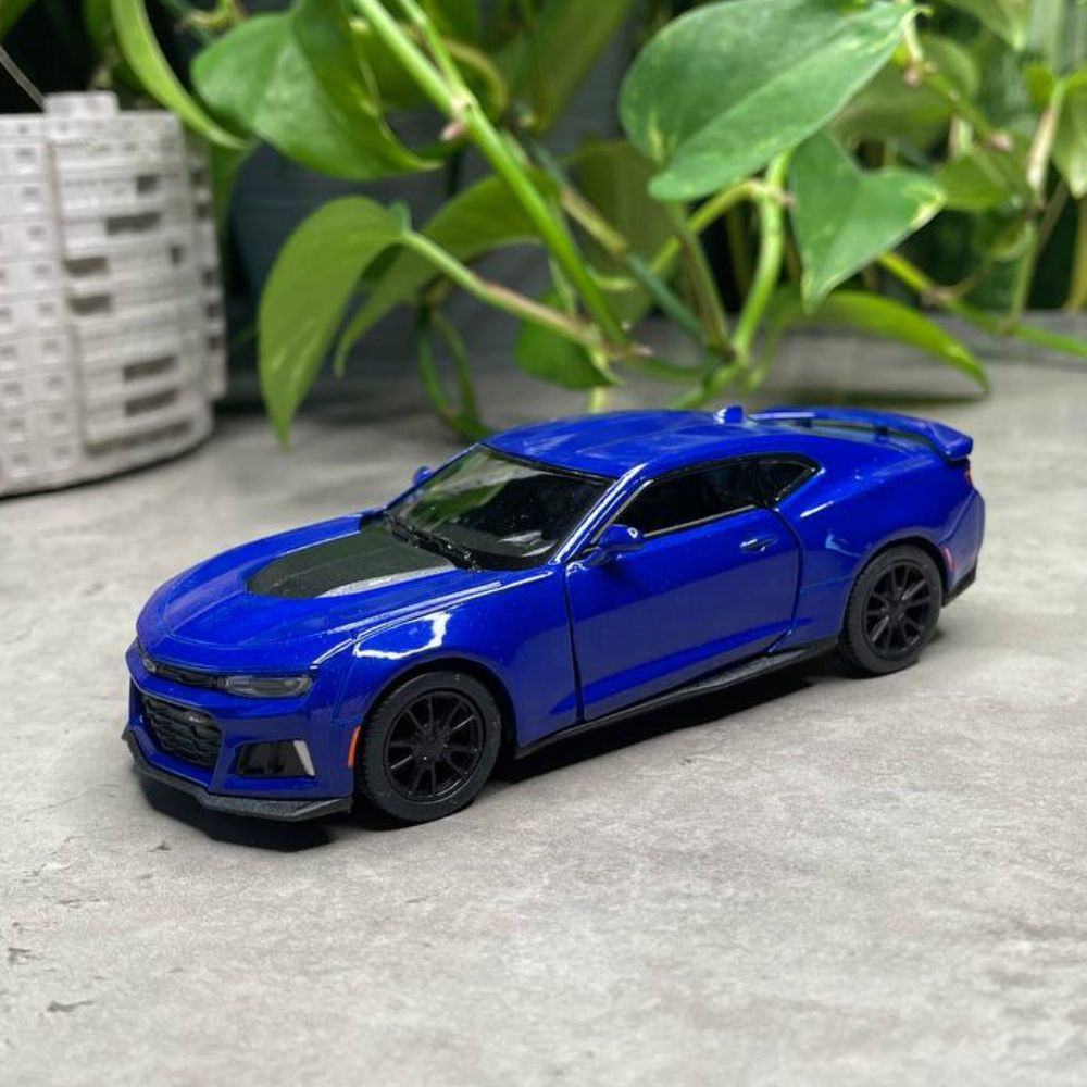 Машинка металлическая Chevrolet Camaro ZL1 2017 Шевроле Комаро Kinsmart 1:38 5399DKT инерционная, цвет #1