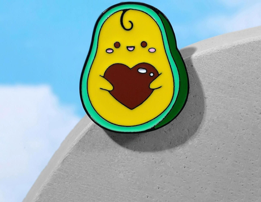 Значок Авокадо с косточкой-сердцем, цветная #1