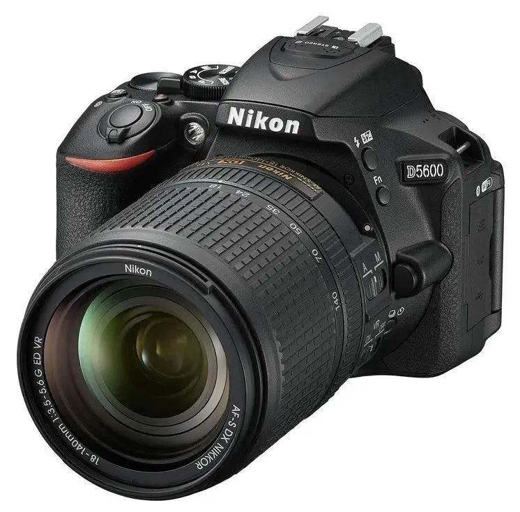 фотоаппарат Nikon D5600 kit 18-140mm #1