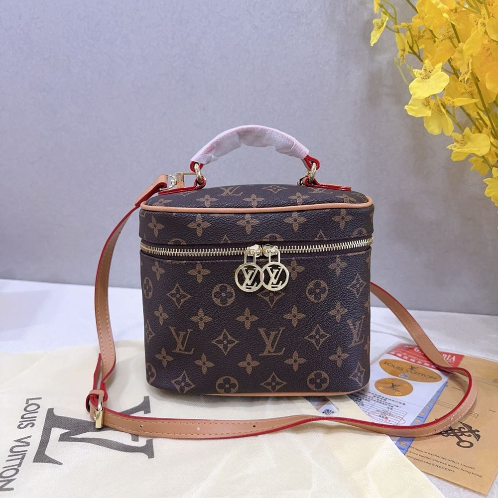 Louis Vuitton Саквояж #1