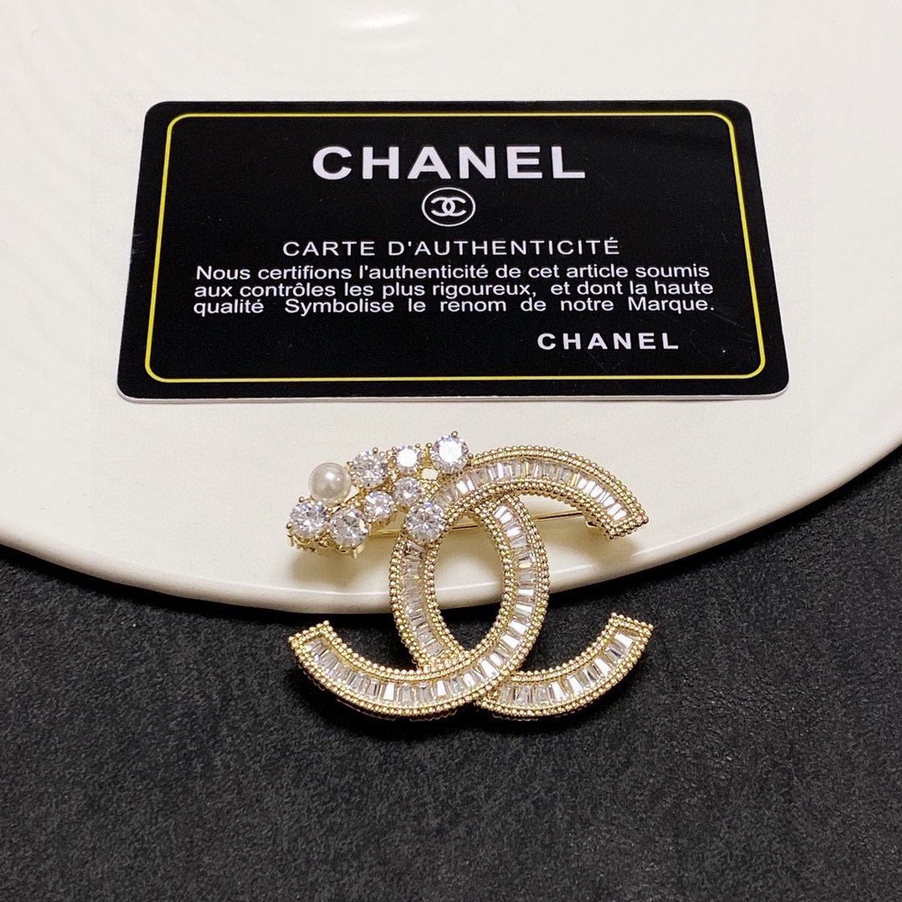 Chanel Брошь #1