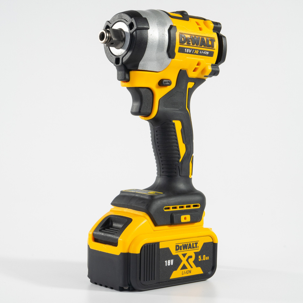 Аккумуляторный ударный гайковерт Dewalt DCF921 18V Brushless #1