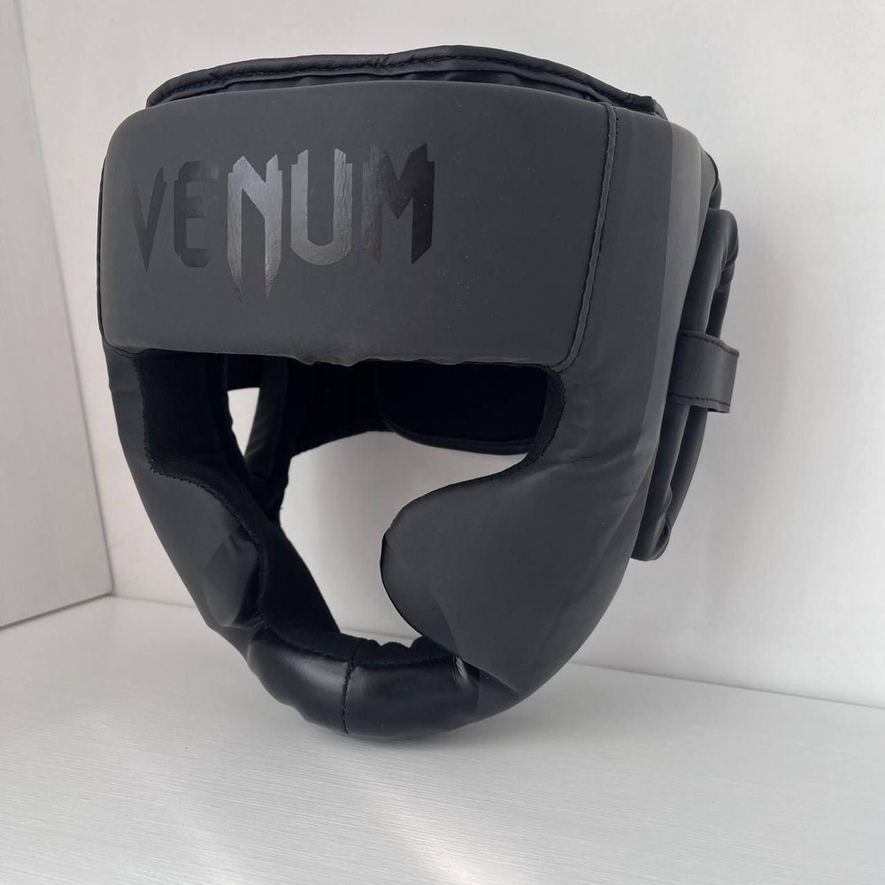 Шлем боксерский Venum размер M #1