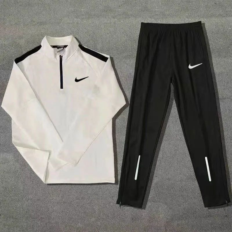 Костюм спортивный Nike #1