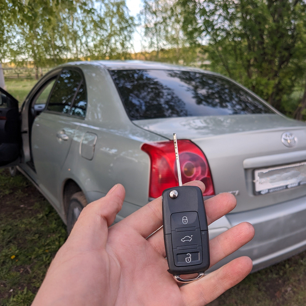 Ключ для Toyota Avensis 2003-2008 Выкидной модифицированный id70 433mhz 89071-0D030  #1