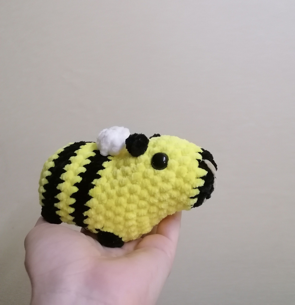 Капибара-пчела "Капи-шмель" игрушка вязаная #1