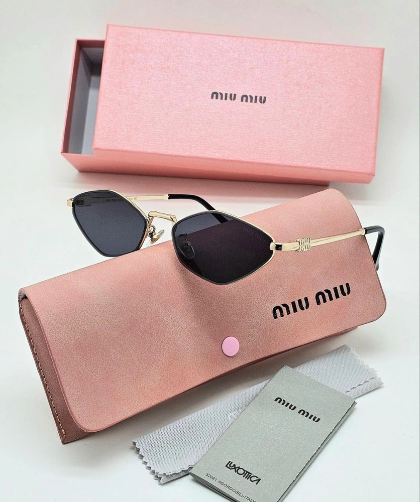 Очки солнцезащитные Miu Miu #1