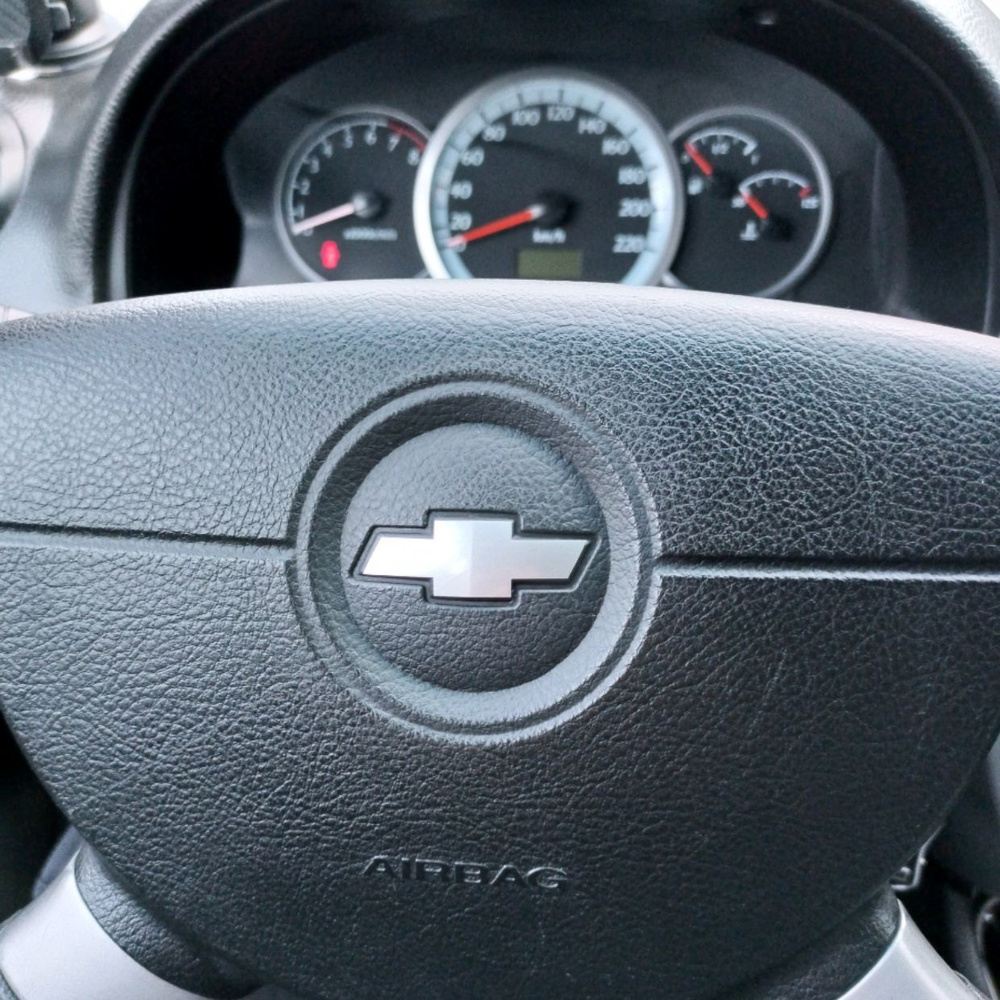 Наклейка "Эмблема на руль Chevrolet Lacetti", серебристо-серый #1