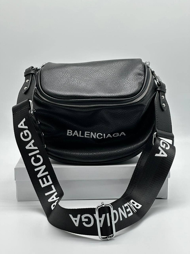 Balenciaga Сумка на плечо #1