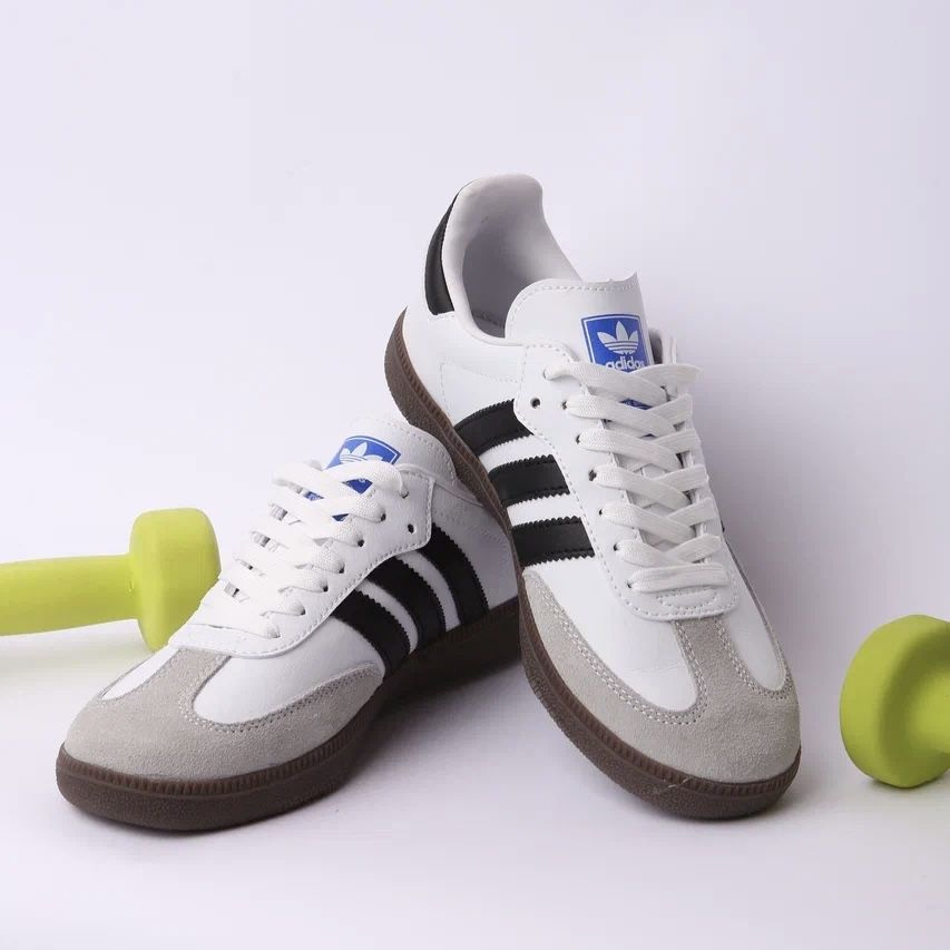 Кроссовки adidas #1