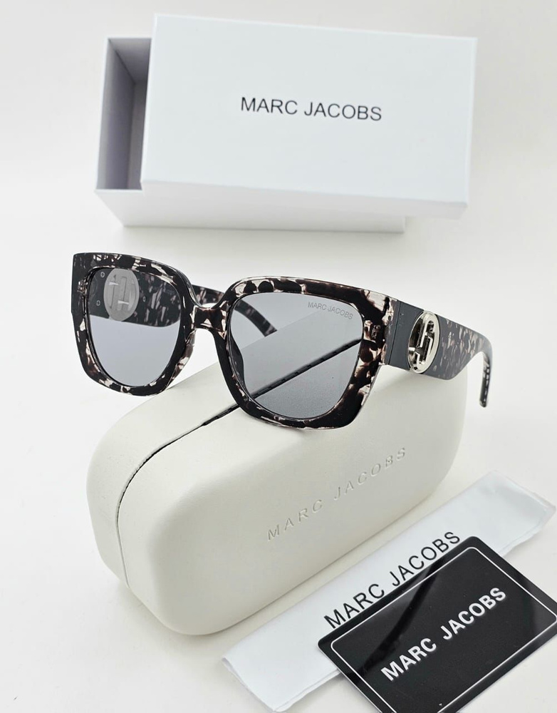 Marc Jacobs Очки солнцезащитные #1