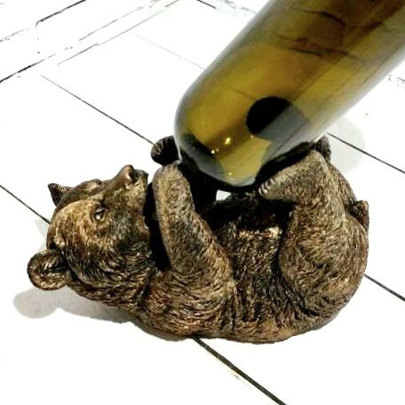 Держатель для бутылок интерьерный "Медведь Миша 2" 23*12*15см, бронза, материал полистоун.  #1