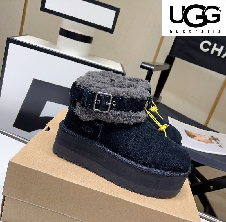 Ботинки UGG #1