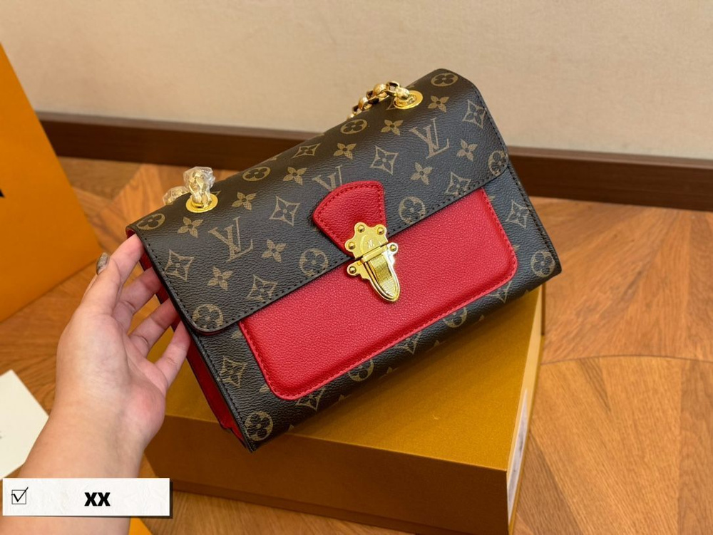 Louis Vuitton Сумка на плечо #1