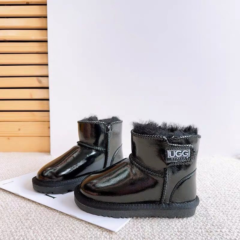 Сноубутсы UGG #1