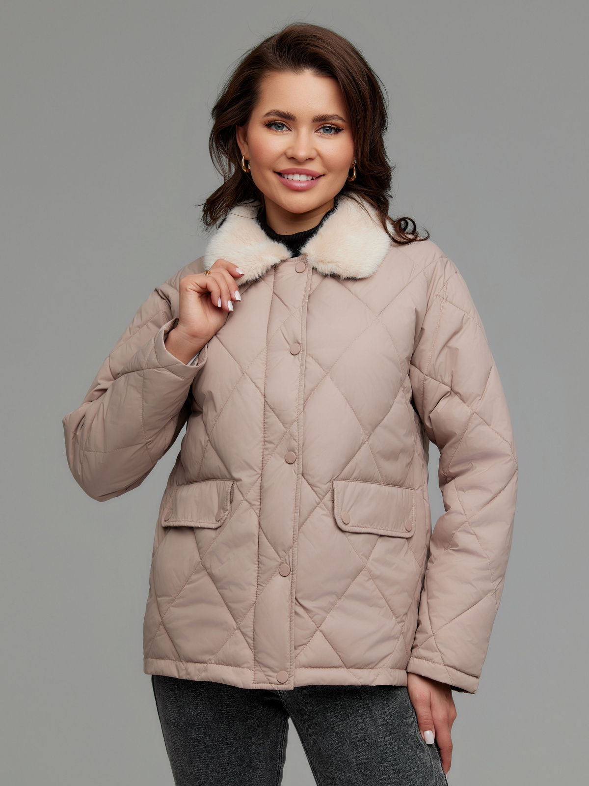 Демисезонная женская стеганая куртка с мехом – отличное решение для вашего базового весеннего, осеннего и зимнего гардероба. 