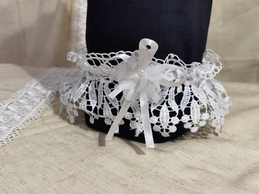 Подвязка для невесты "Роскошь", в белом. #1