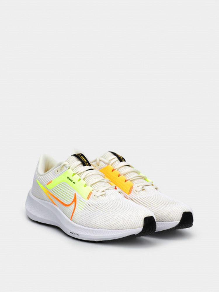 Кроссовки Nike #1