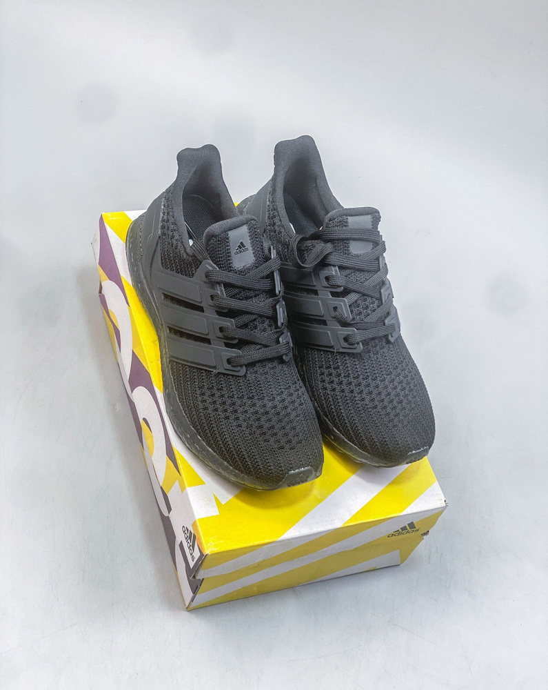 Кроссовки adidas Ultraboost M #1