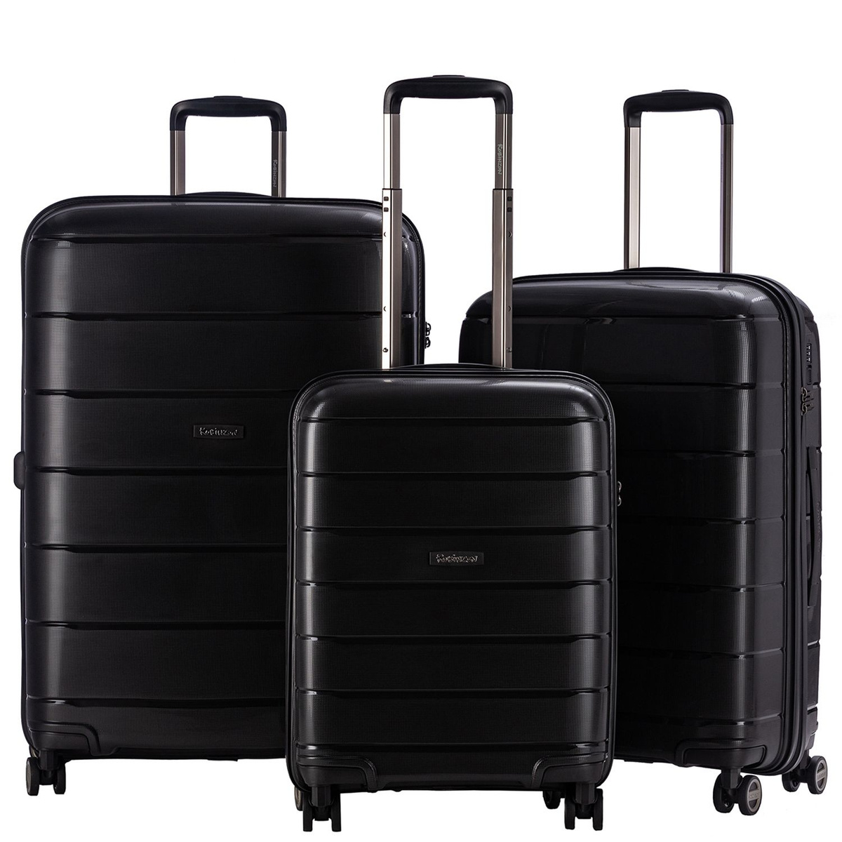 Размер чемодана средний M (56-70 см), что оптимально для путешествий на одну-две недели.