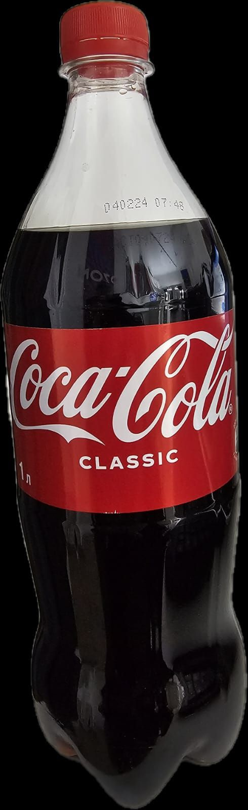 Coca-Cola производится из натуральных ингредиентов, не содержит ГМО, консервантов, глютена, лактозы и хлора. Он содержит сахар, натуральные красители и натуральные ароматизаторы. Coca-Cola имеет высокую степень газирования и приятный пряный вкус. Этот напиток отлично подходит для утоления жажды в жаркую погоду.