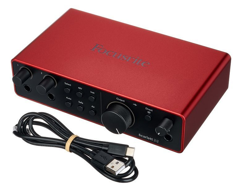 Внешняя звуковая карта Focusrite Scarlett 2i2 4th Gen #1